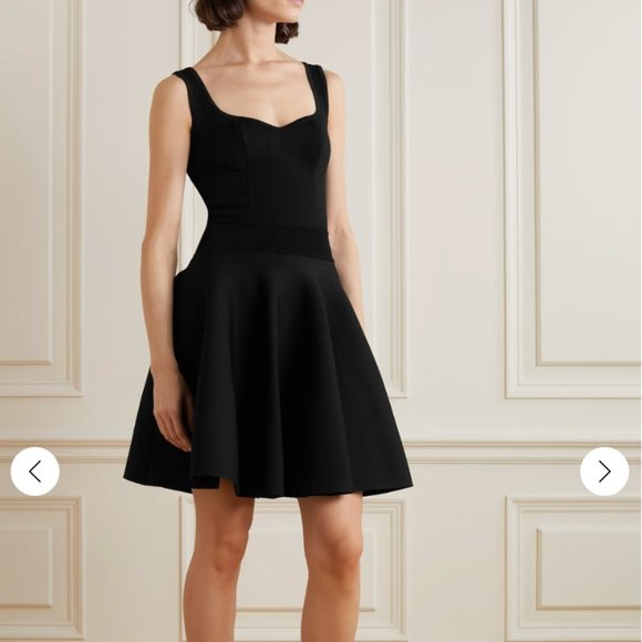 ALAÏA Sweetheart-neck wool-blend minidress - Picture 4 of 12